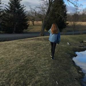 Meet your Posher, Alexia